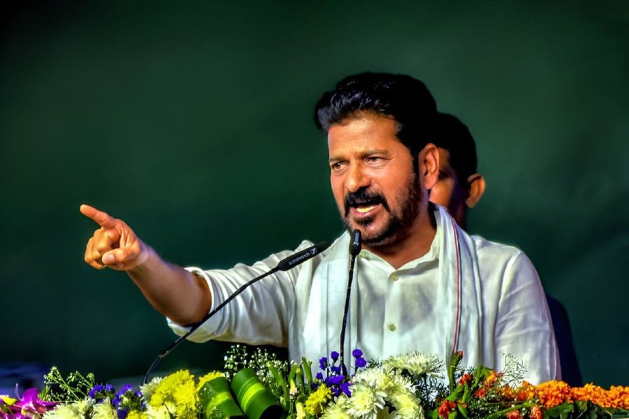 तेलंगाना के मुख्यमंत्री रेवंत रेड्डी ने संसद में दक्षिणी राज्यों के लिए 33% प्रतिनिधित्व की मांग की